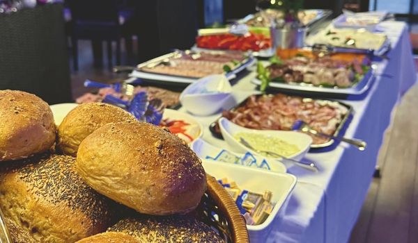 Adventsbrunch mit Live-Musik